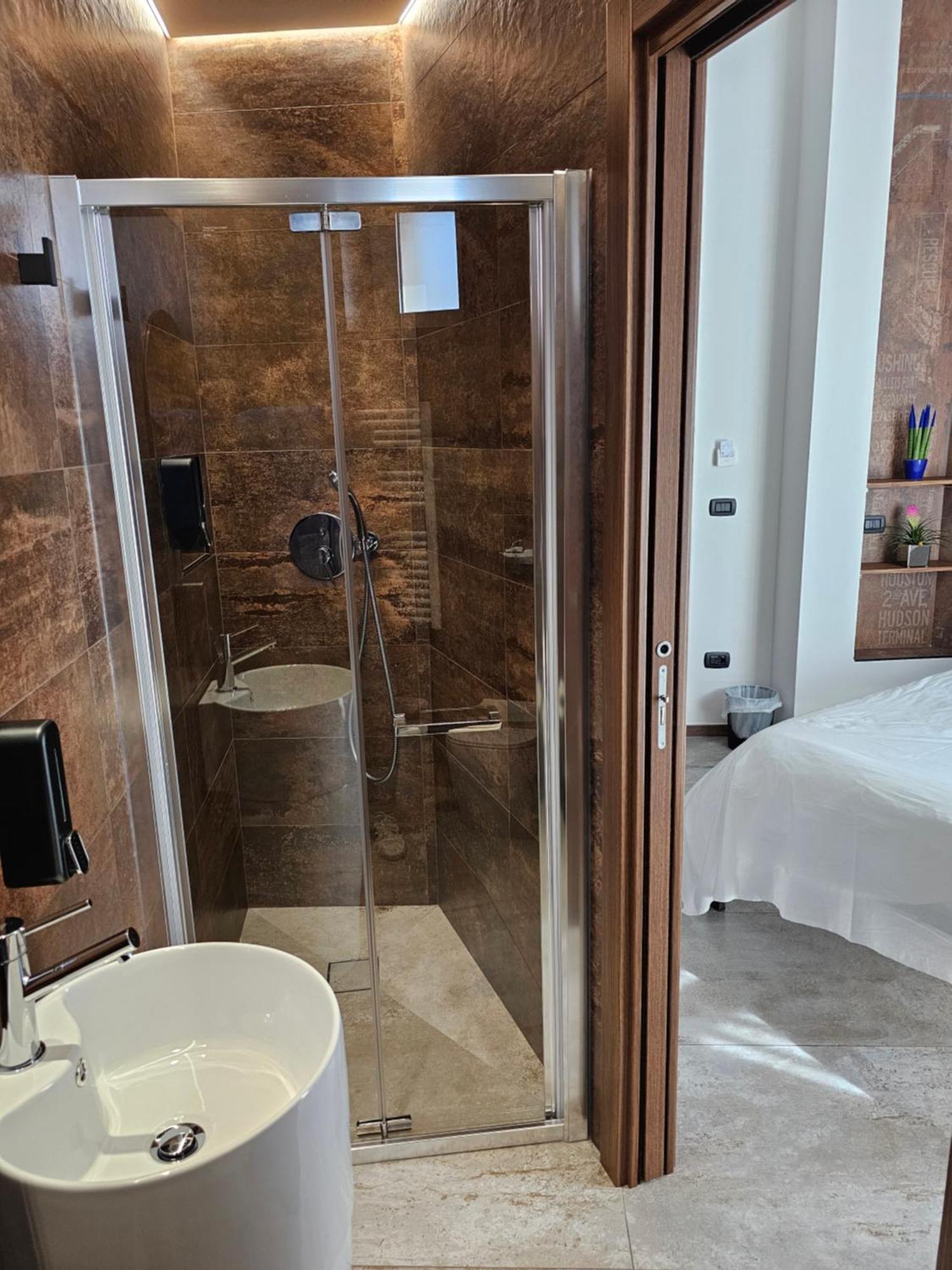 Binario1 Rooms 巴列塔 外观 照片